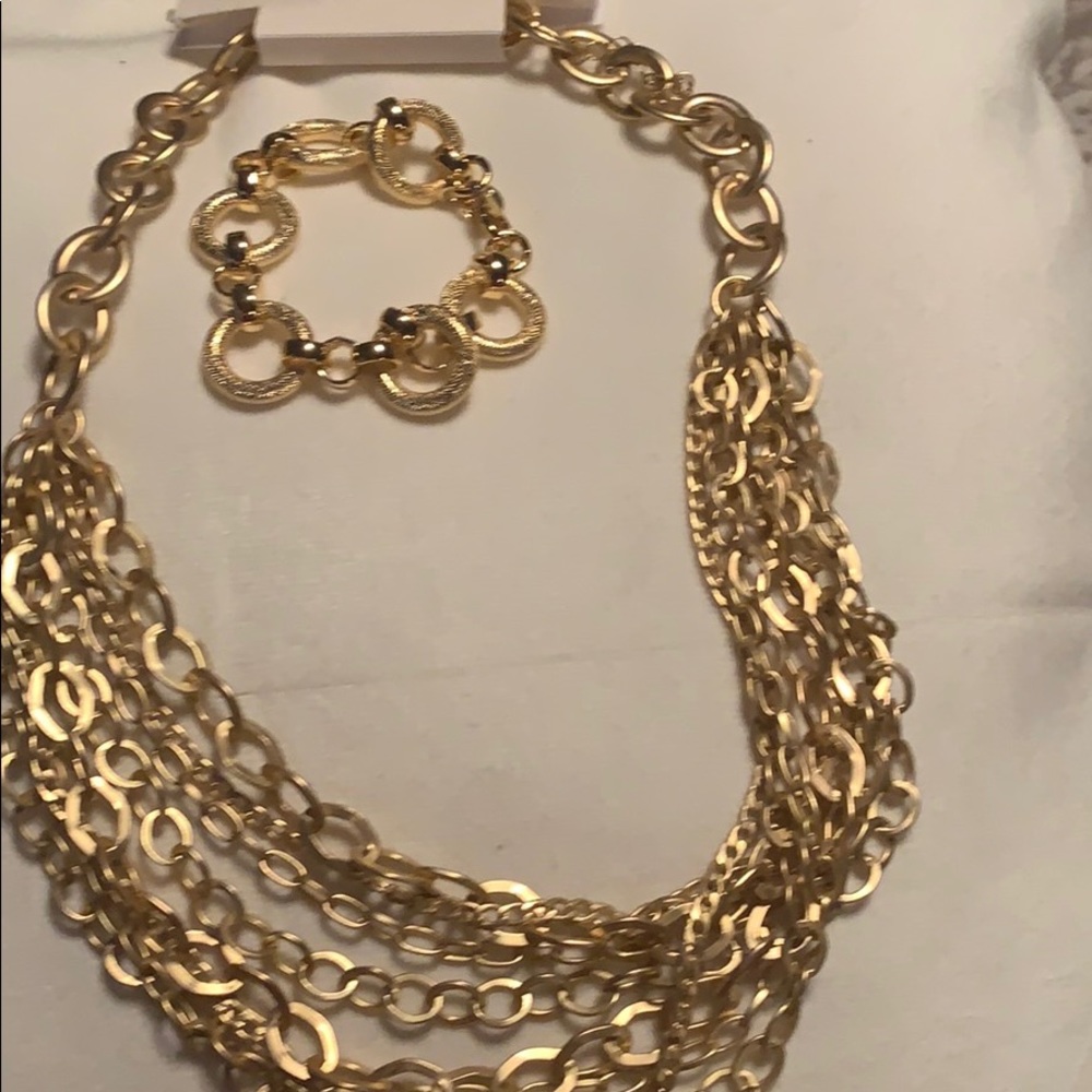 Women  gold-tone necklace & bracelet